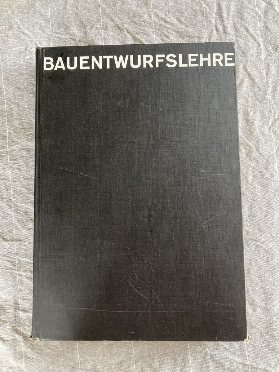 Libri: Neufert Bauentwurfslehre – Usato da Herisau venduto da Sifgana