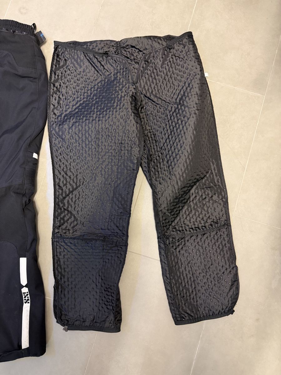 IXS Pantalons: Motorradhose ixs Grösse M mit Innfutter – D'occasion à Schöftland par nevio74 2