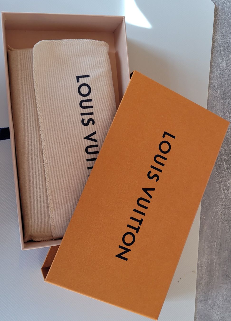 Louis Vuitton Portemonnaies: Louis Vuitton Monogramm ZippY Wallet – Neuf (Voir description) à Balsthal par Marche 8
