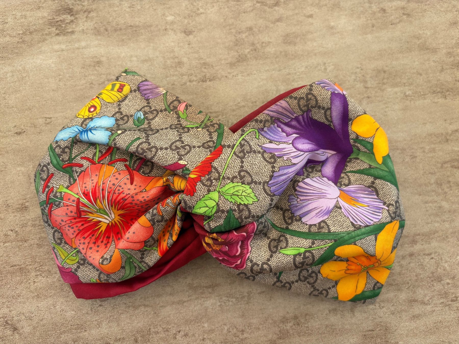 Gucci Accessori per capelli: Gucci Haarband – Usato da Füllinsdorf venduto da nikita086