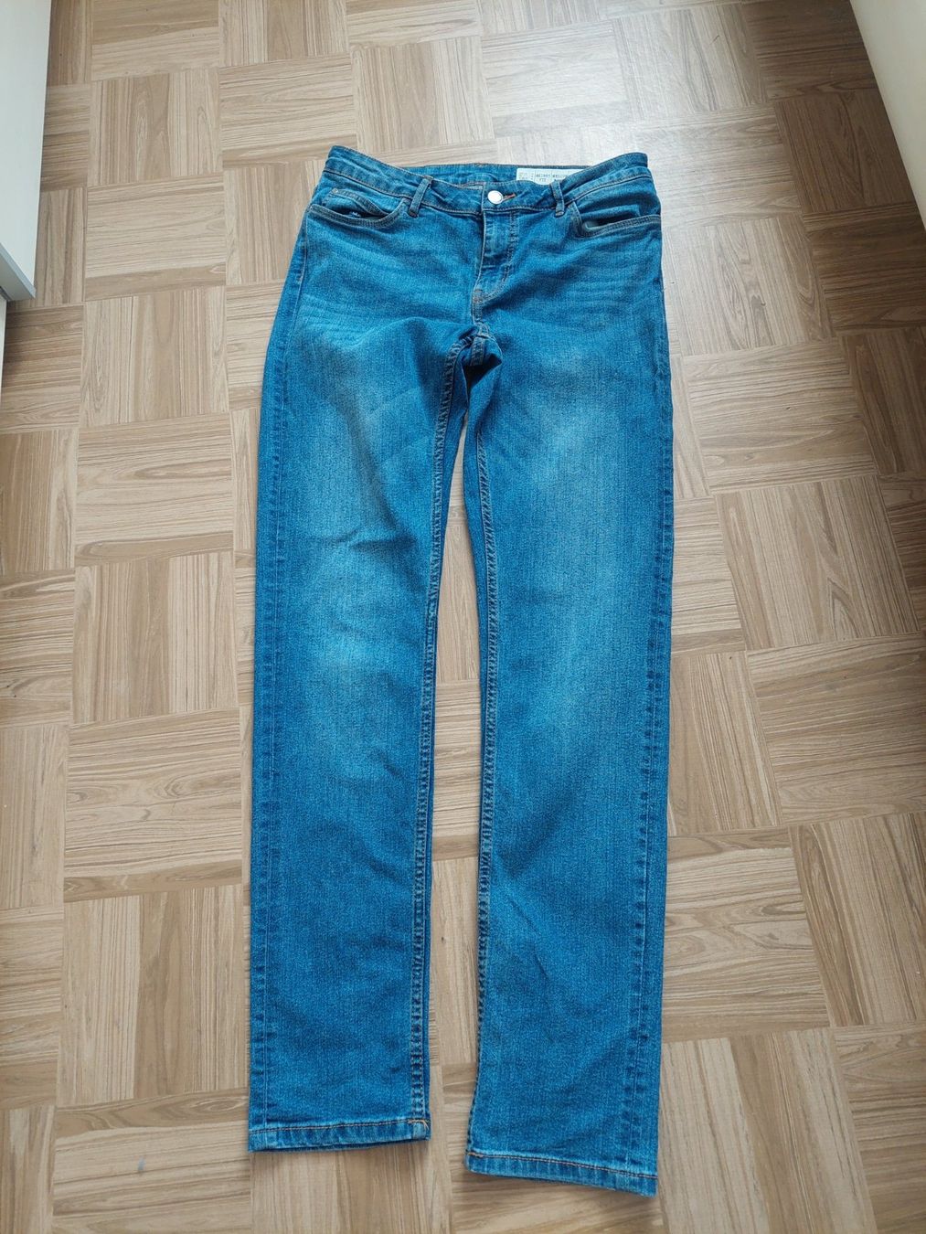 Jeans: Skinny Fit Medium  esmara – Usato da Unterbäch VS venduto da Nifadi 1