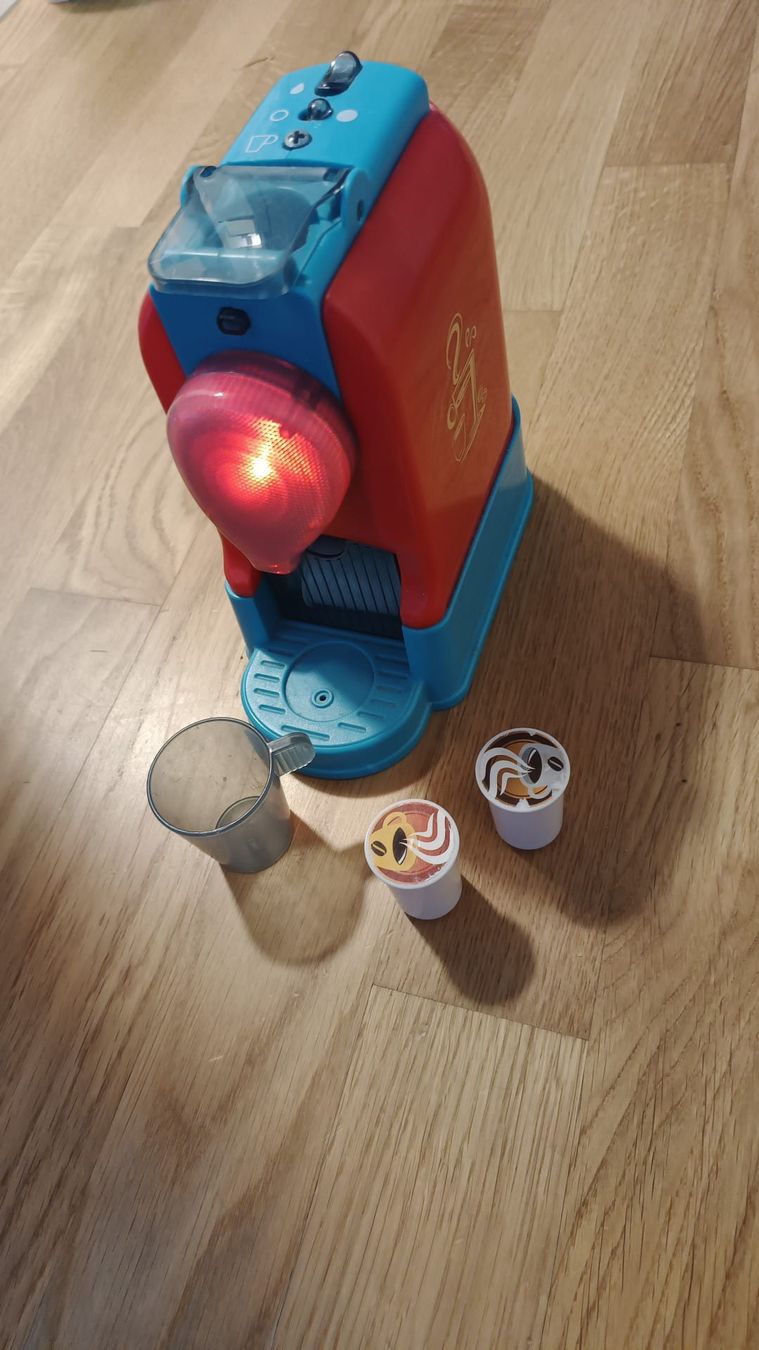 Giocattoli: Spielzeug Kaffeemaschine  – Usato da Muri AG venduto da Suiphi