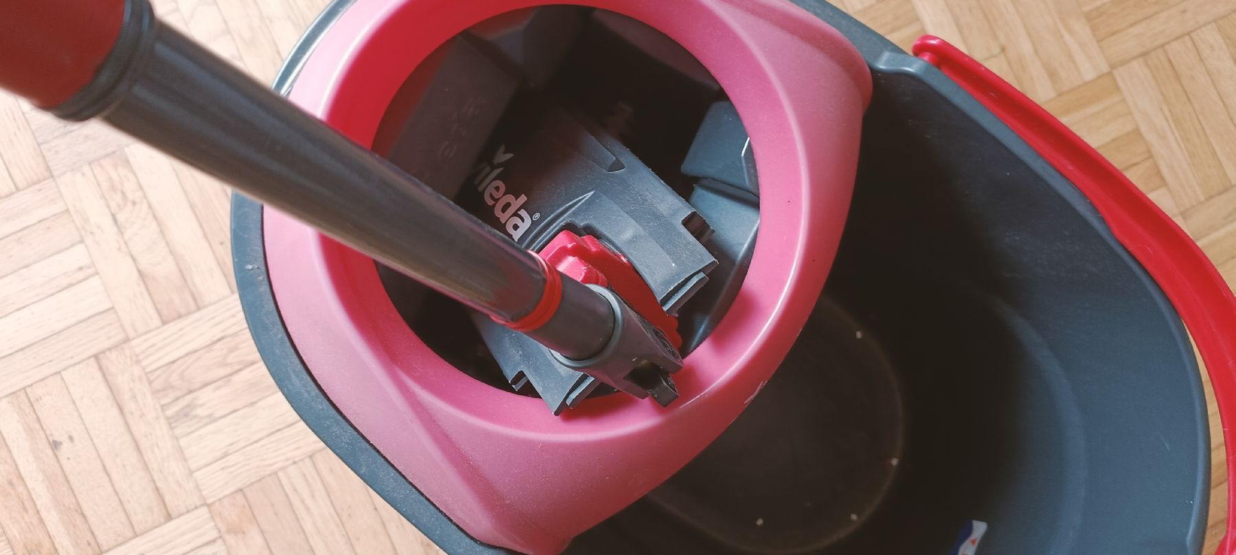Altro per la casa: Vileda spin mop e secchio set pulizia pavimenti rosso – Usato da Lugano venduto da ycd_rv8h 3