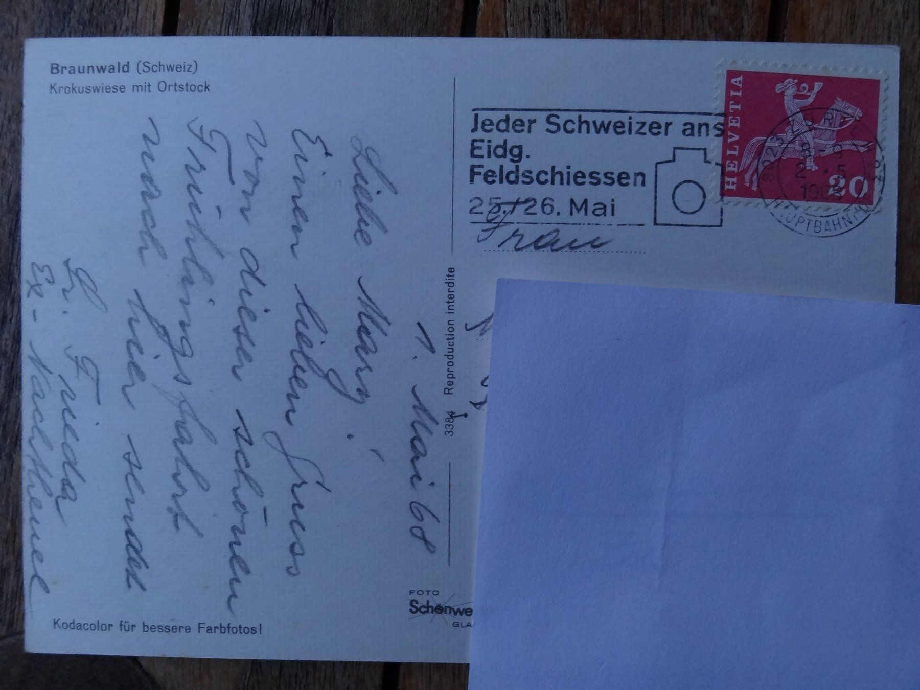Cartoline postali: Braunwald , Krokuswiese mit Ortstock - 1968 – Usato da St Léonard venduto da Riglin 1