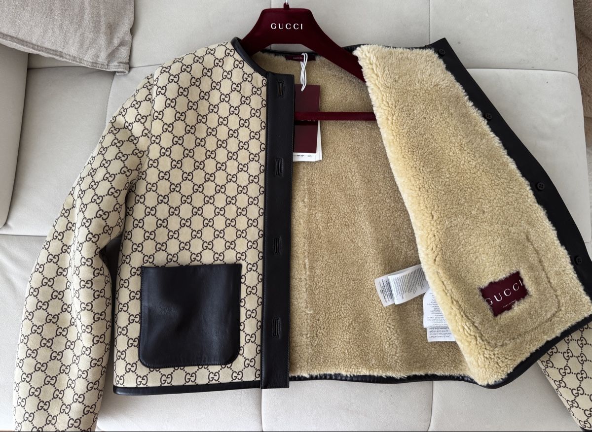 Gucci Vestes: Gucci Jacke mit innen Fell – Neuf avec emballage d'origine à Neuenhof par ili_l5qv 5