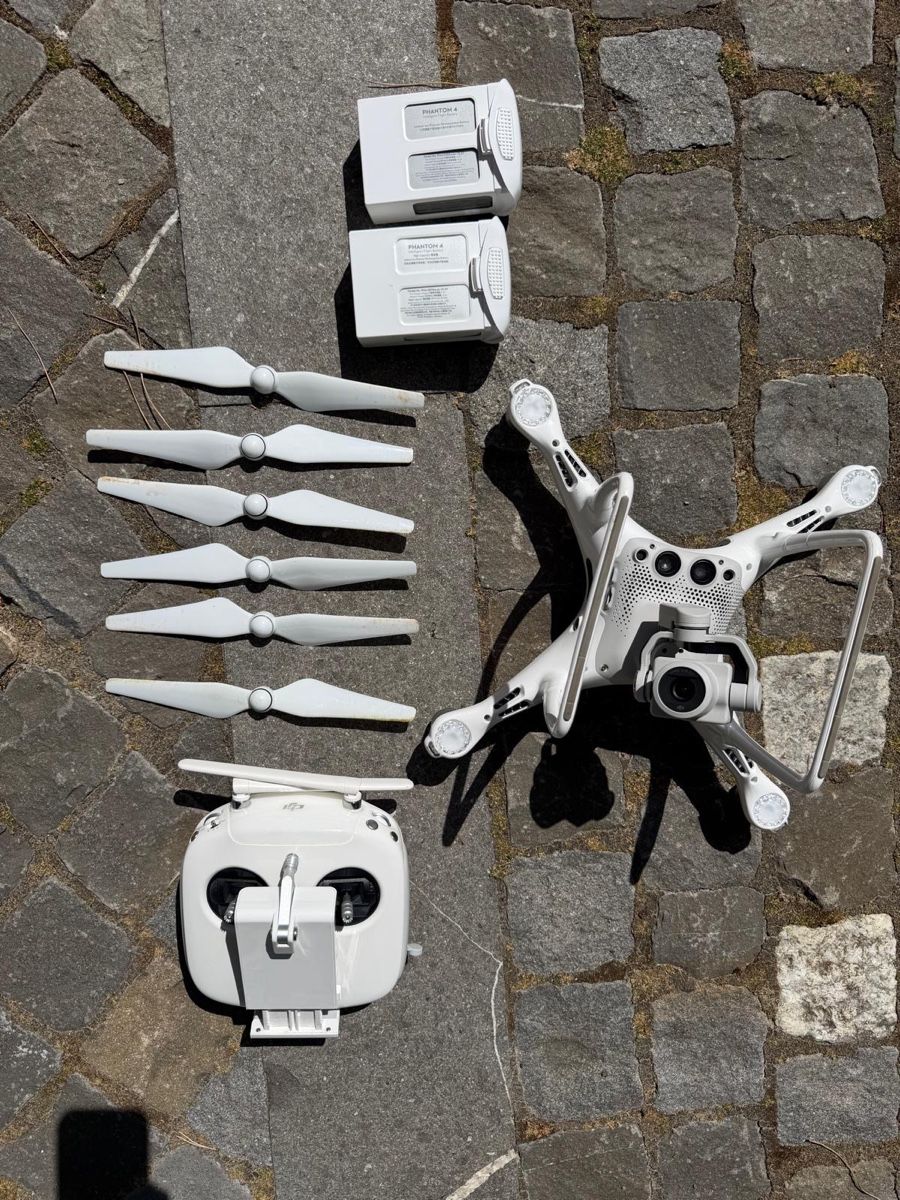 Action Cam: Drone Phantom 4 PRO – D'occasion à Morges par val_5xqc 6