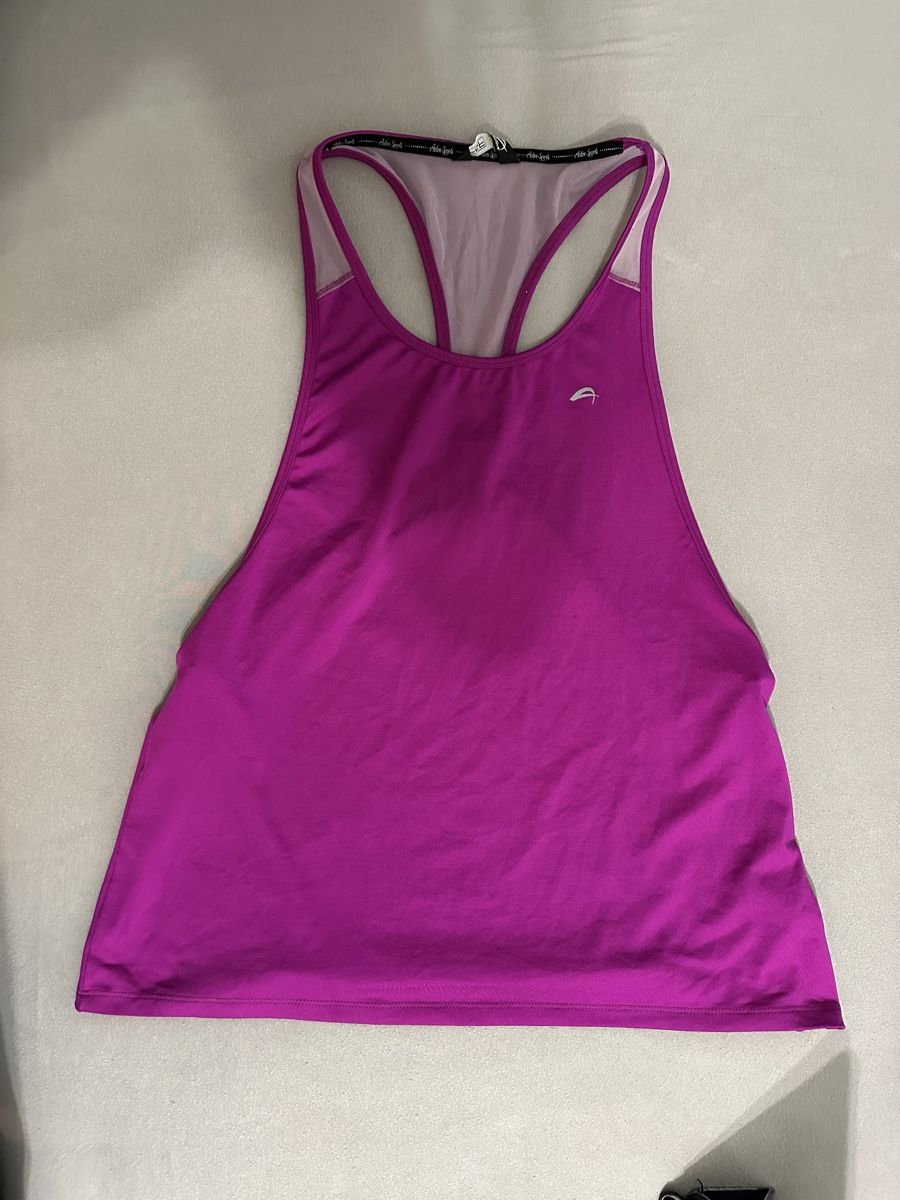 Top: Sport Top – Usato da Thalwil venduto da guffuchnopf 2
