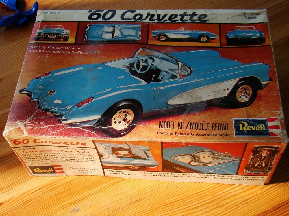 Maquette Voiture : Chevrolet Corvette Roadster 1953 - Revell - Rue des Maquettes