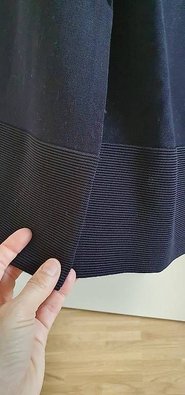 Giacche: COS Cardigan zu verkaufen – Usato da Zürich venduto da zuHause75 1