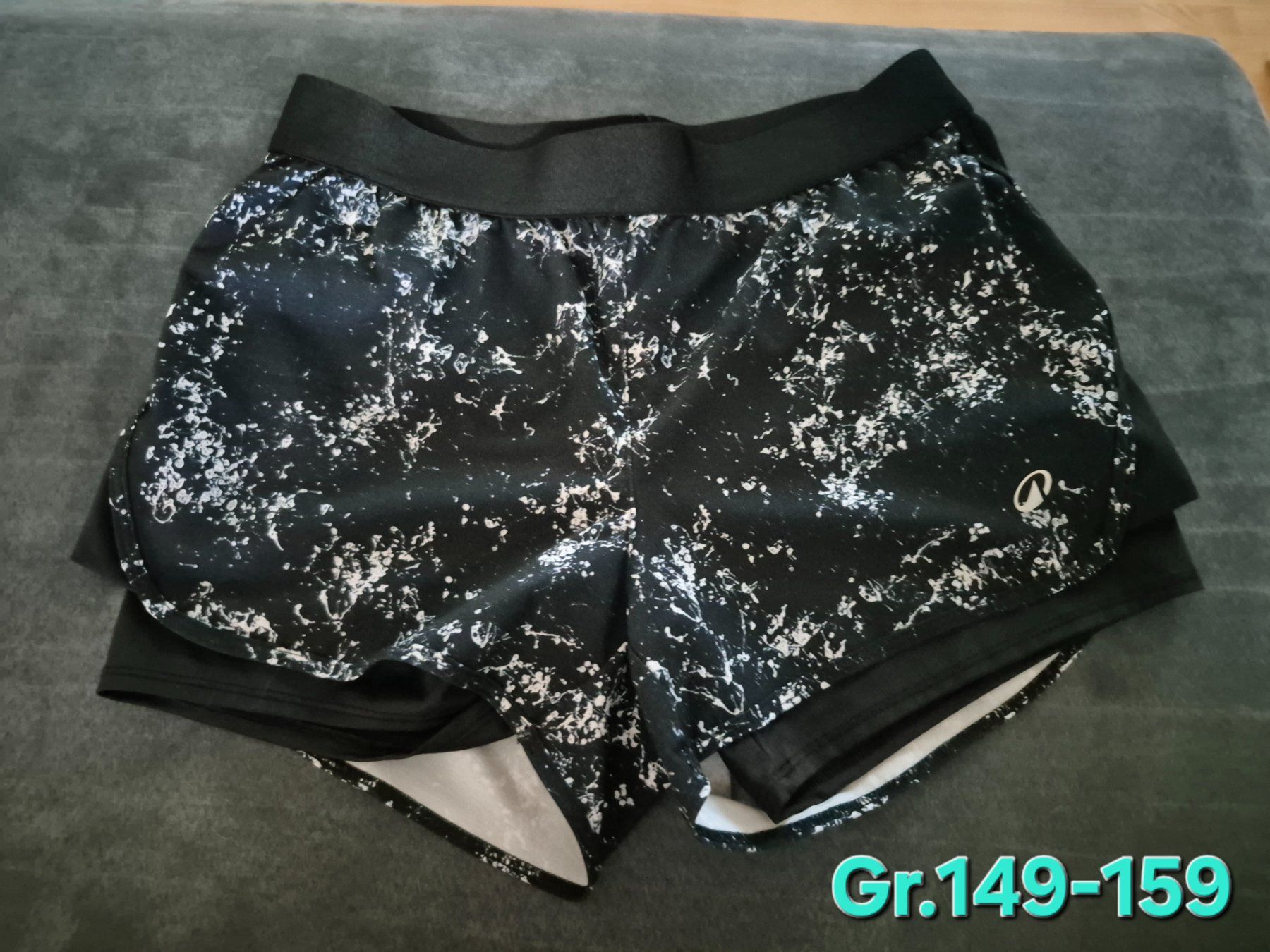 Pantaloni: Sportshorts Mädchen Gr.149-159 – Usato da Samstagern venduto da 79mace21