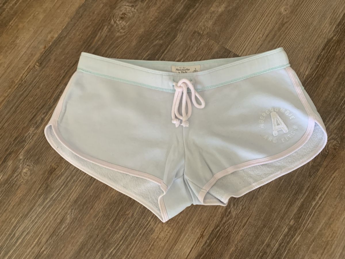 Abercrombie Pantaloni: Abercrombie&Fitch Shorts – Usato da Emmen venduto da ama_8wmn 1