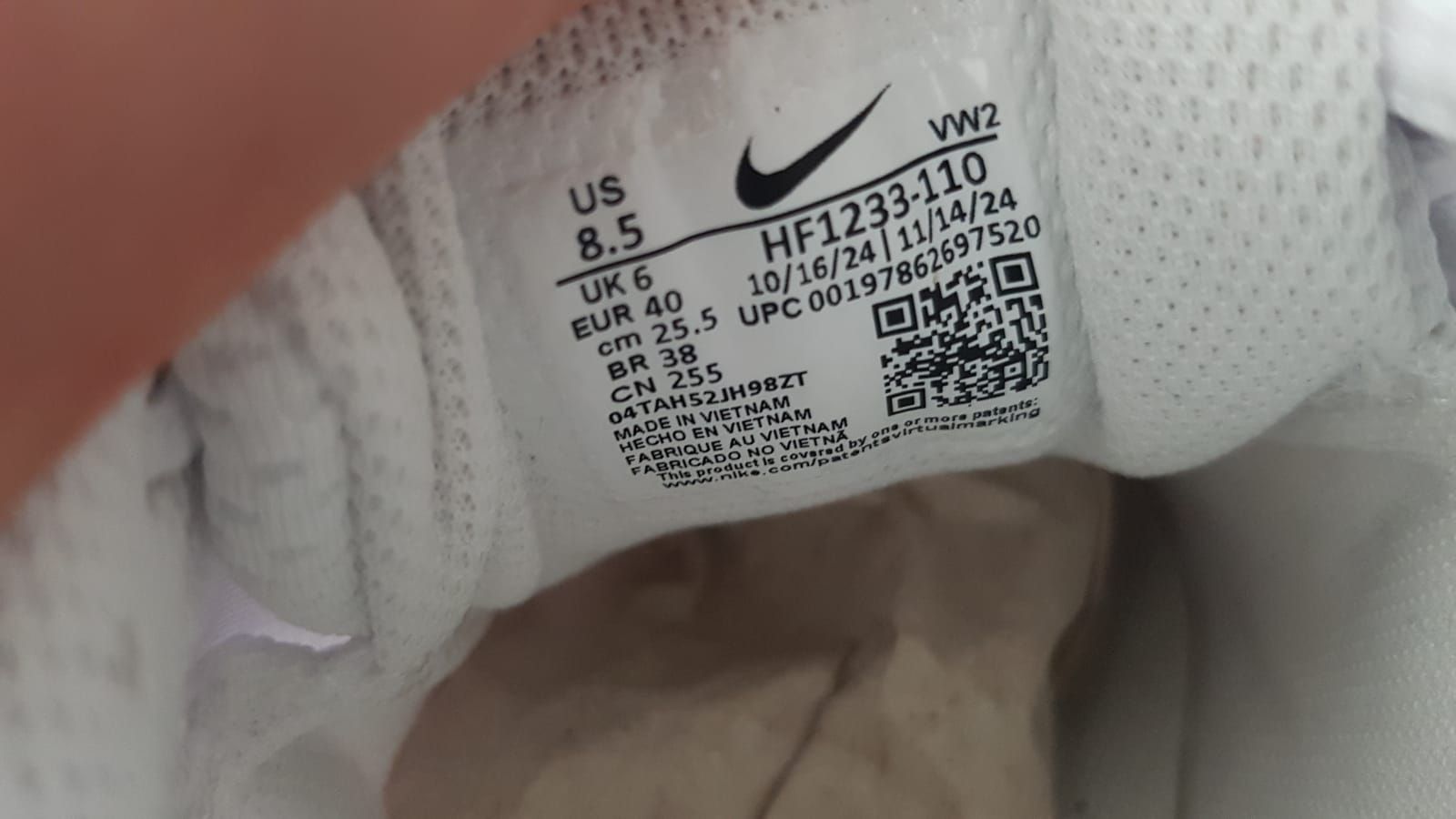 Nike Scarpe da uomo: Nike Air Max NUAXIS Gr.40 – Nuovo e nell'imballaggio originale da Zürich venduto da ata_c8nh 7