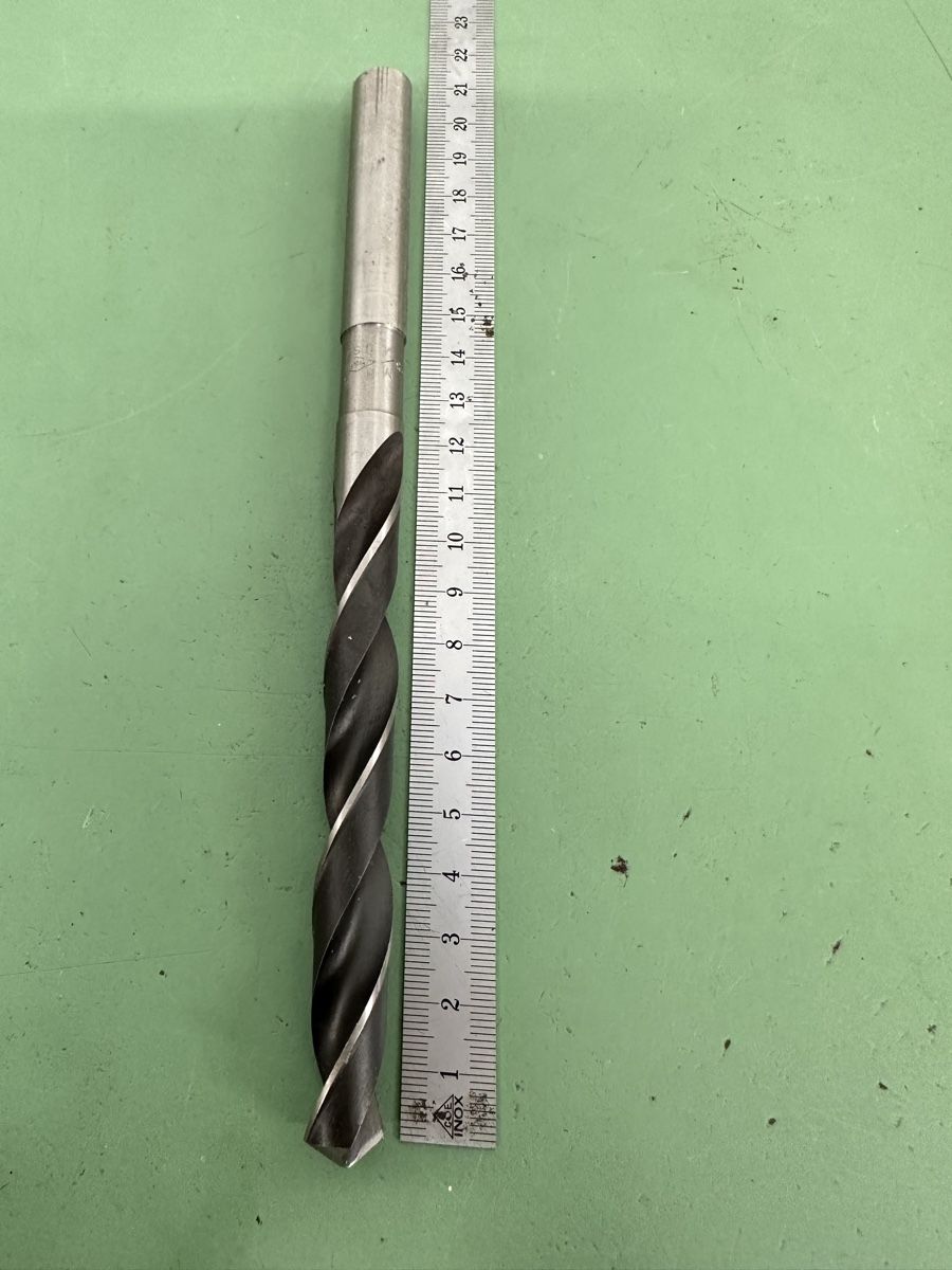 Tutti gli attrezzi: Bohrer, drill bit, Ø 13.30 mm – Usato da Aarberg venduto da SNMachines 1