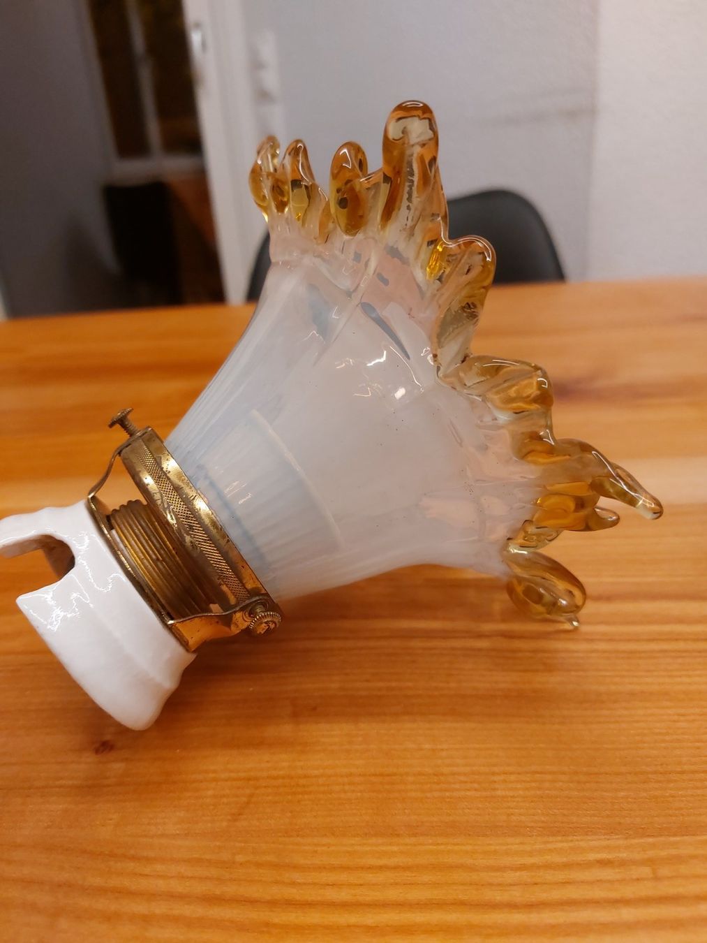 Kronleuchter & Deckenlampen: Antike Decken Lampe mit seltenem schõnem Schirm – Gebraucht aus Ganterschwil von HeidiuPeter 3