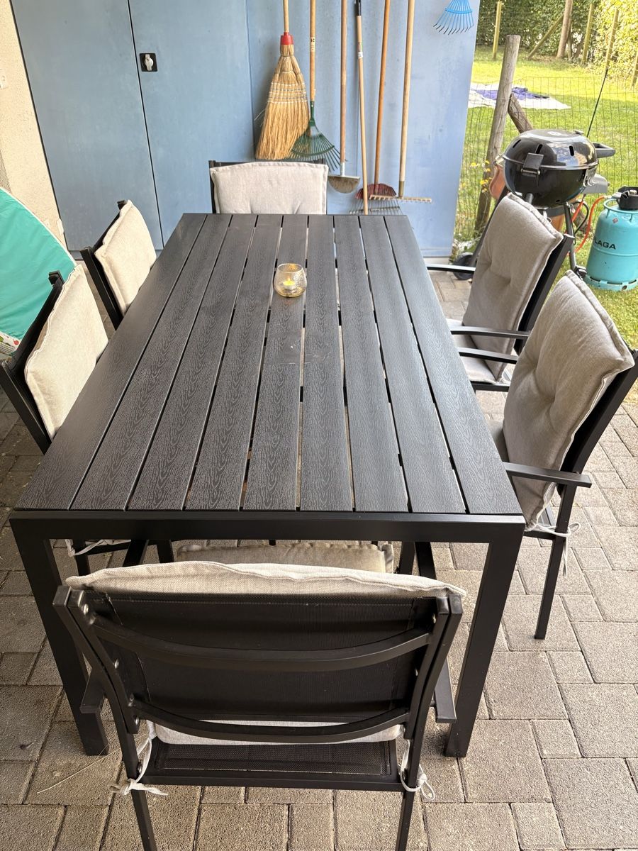 Gonser Set di tavolo e panche: Gartentisch mit 6 Stühlen guter Zustand – Usato da Wetzikon ZH venduto da Cocozi 1