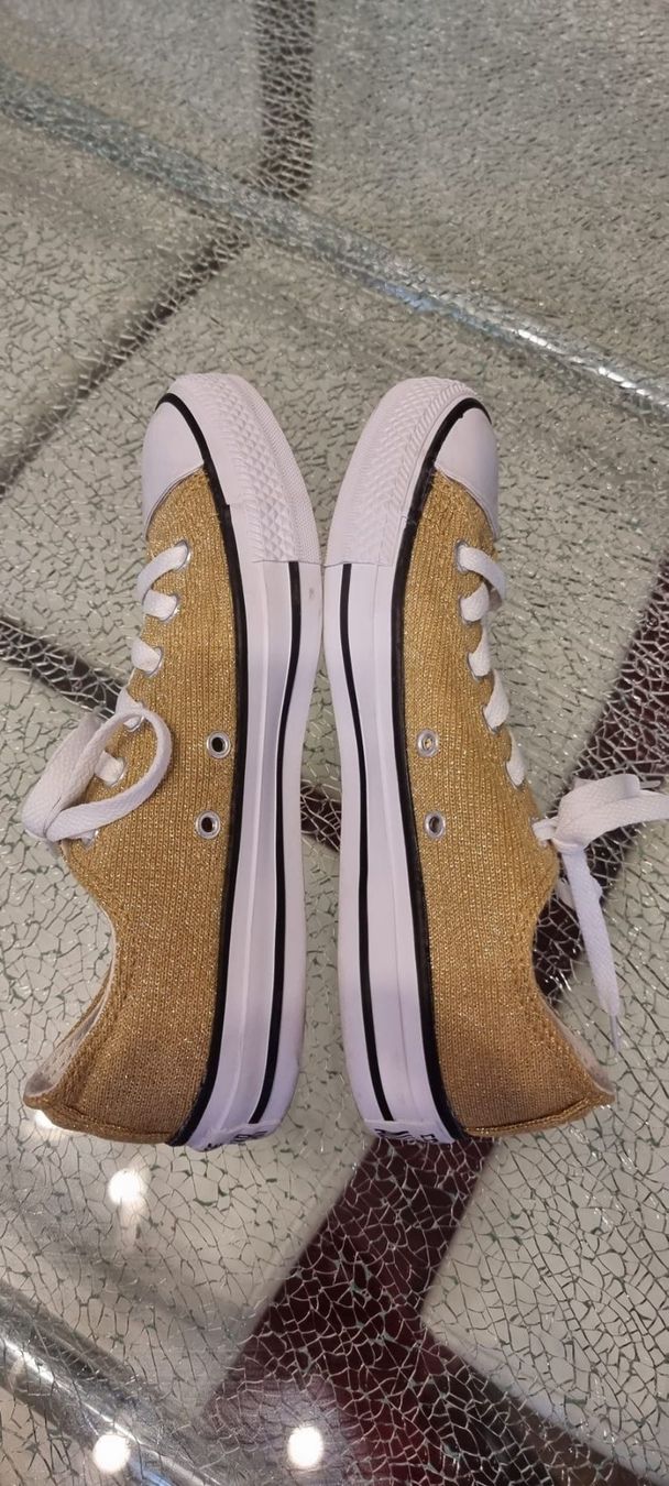 Converse Scarpe da donna: Converse Gr. 37 – Usato da Luzern venduto da Reni025 1
