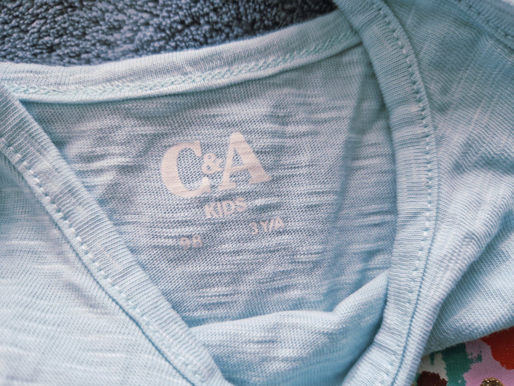 C&A Camicette, T-shirt & Top: Kurzarm Shirt grösse 98 – Usato da Heimberg venduto da Eleanor20 1