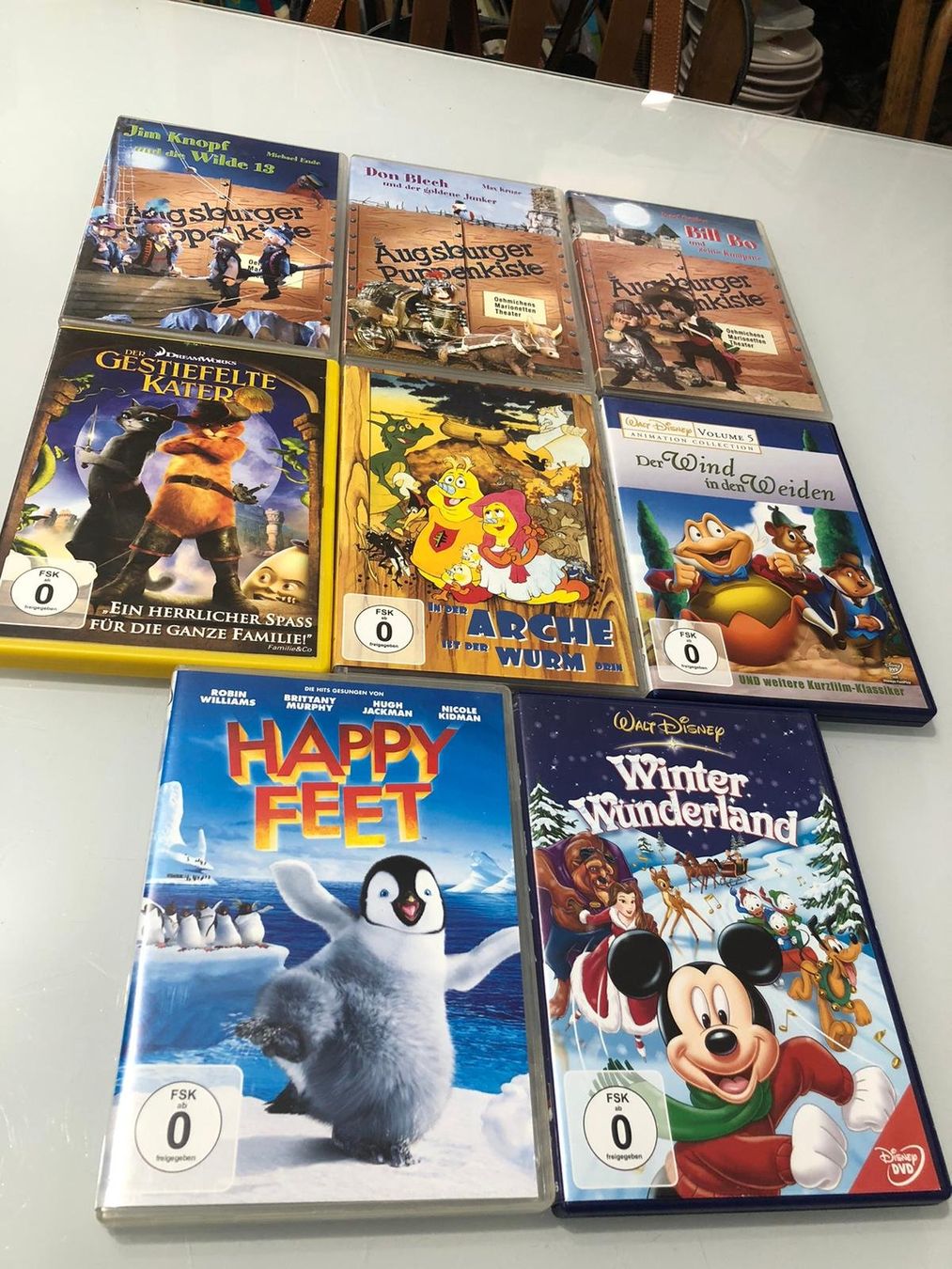 Tutti i DVDs: 8 Kinder DVDs – Usato da Röschenz venduto da Tashroal