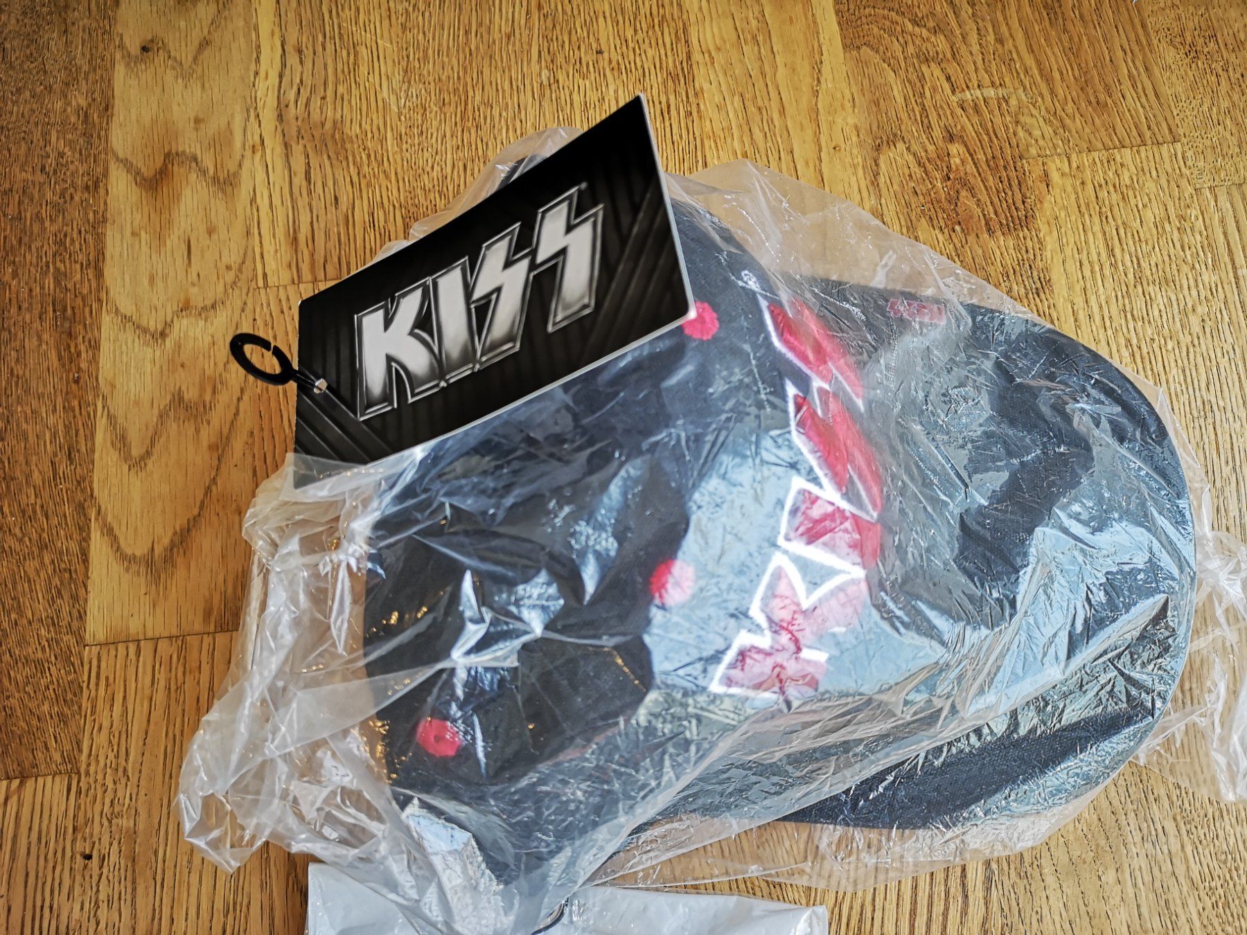 Socken: Kiss Socken, Mütze – Neu und originalverpackt aus Widnau von Steelworld 8