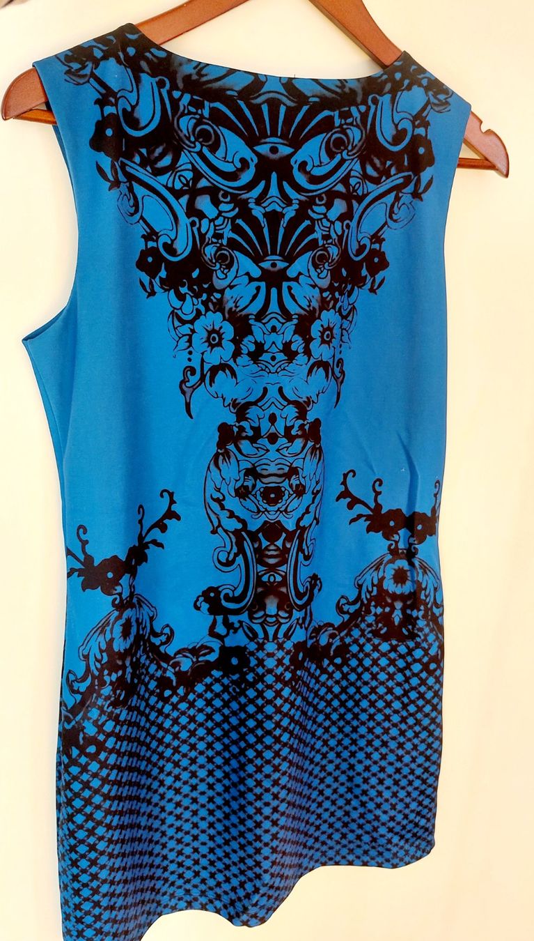 Kleider: Elegantes Sommerkleid Versace Stil – Gebraucht aus Horgen von zur_jq85 5