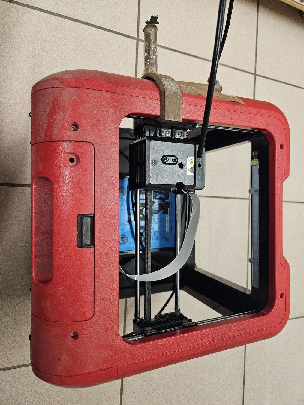 FlashForge 3D Drucker: Flashforge Finder 3D-Drucker rot  – Defekt aus Widen von Calgary 3