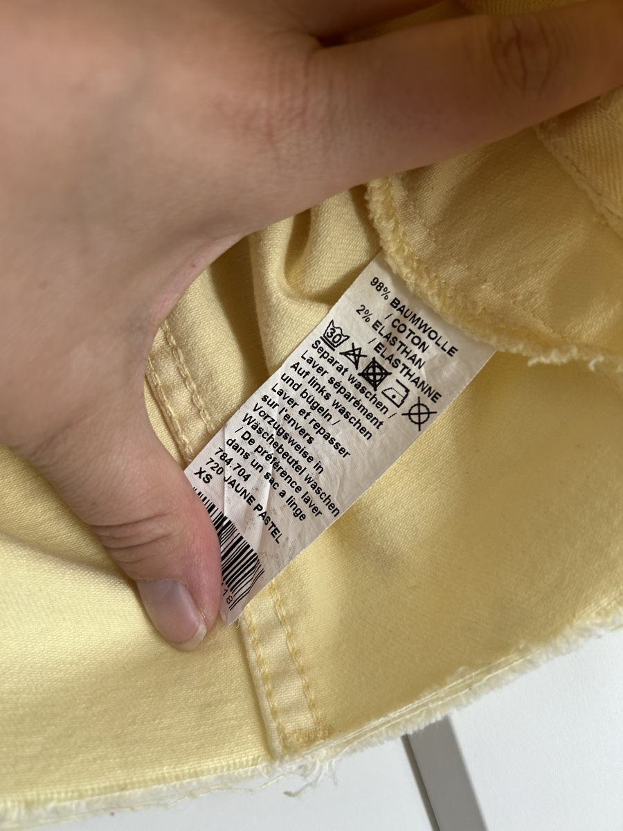 Yes Or No Giacche: Pastel Yellow Cropped Denim Jacket, XS  – Usato da St. Gallen venduto da dec_2jy6 2