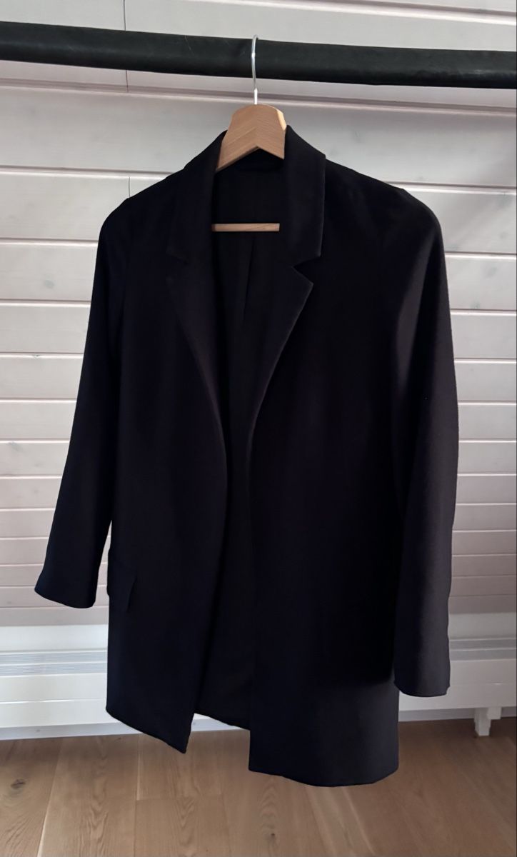 Allsaints Jacken: ALLSAINTS black blazer – Neu (gemäss Beschreibung) aus Kilchberg ZH von ben_pc68