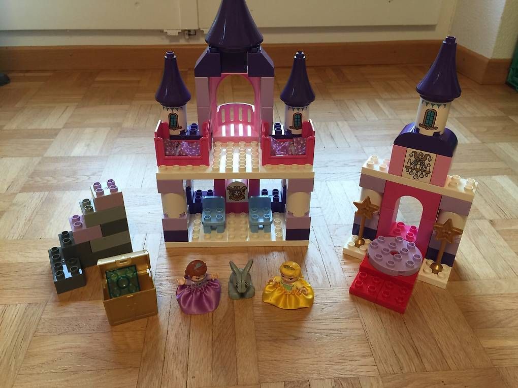 Giocattoli: LEGO Duplo 10595 - Sofia the First - Königsschloss – Usato da Zürich venduto da Technoclimbing 2