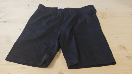 Schwarze Mädchen Shorts, Gr. 128, Ideal für den Sommer!