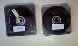 Deux bandes 13cm pour magnétophone (reel to reel)