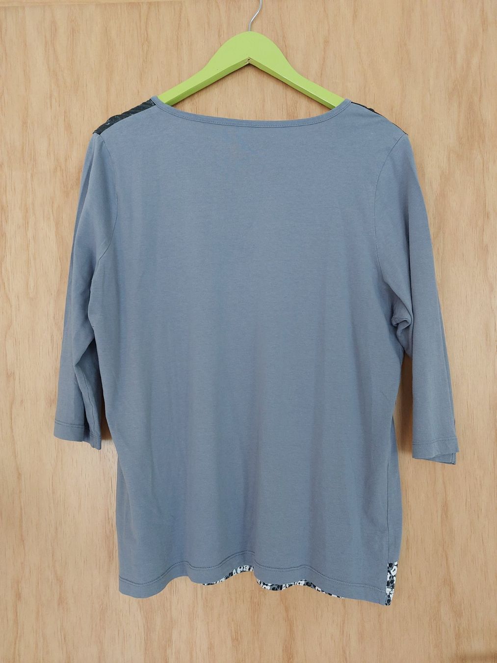 T-Shirts: Shirt Gr. 44 – Gebraucht aus Schmitten von Renistern68 1