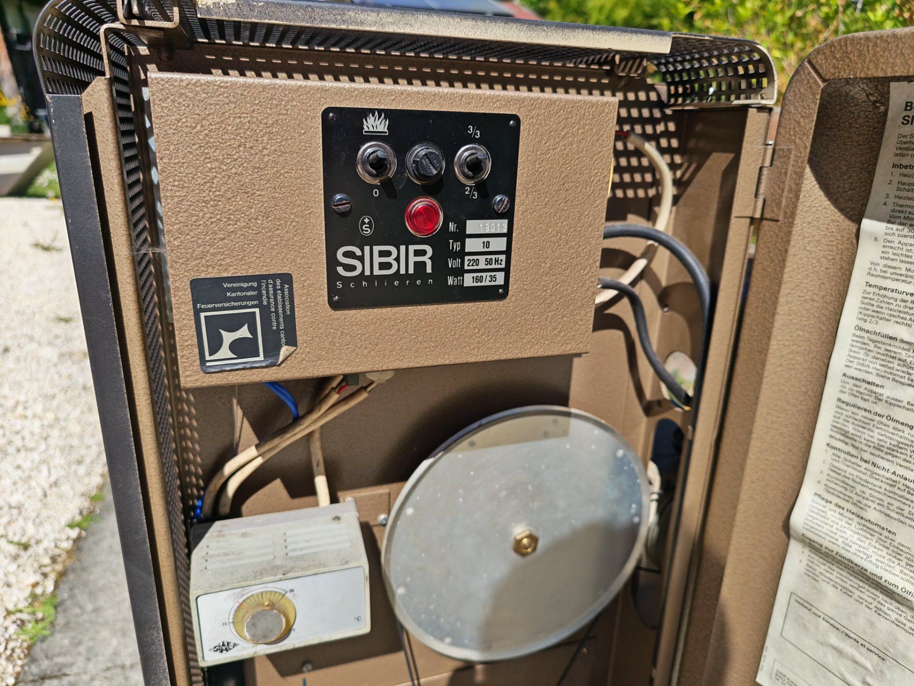 Sibir Radiatori: SIBIR Ölofen – Usato da Bretzwil venduto da Electronik01 1