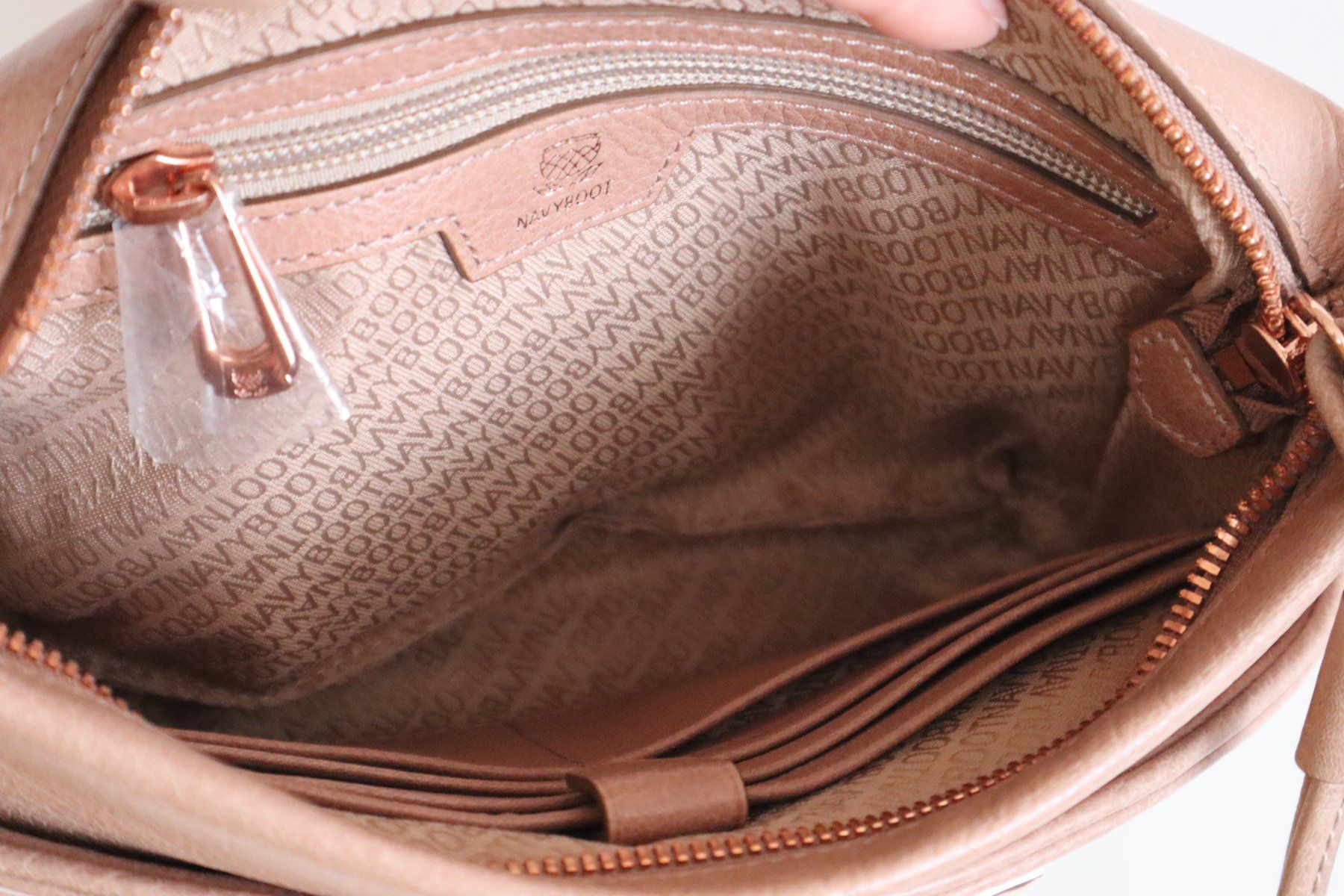 Navyboot Borse da donna: Tasche, Crossbody Tasche, Navyboot, Leder – Nuovo (secondo la descrizione) da Wattwil venduto da diamant1 2