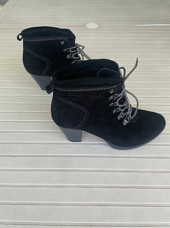 Tamaris Scarpe da donna: Neue Tamaris Schnürstiefel – Nuovo (secondo la descrizione) da Kriens venduto da miss_sarahchen 2