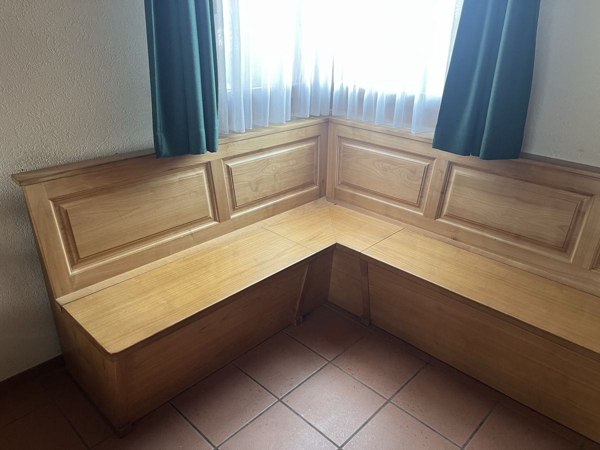 Panchine: Eckbank Kirschholz handgefertigt – Usato da Einsiedeln venduto da sandramon 1