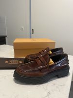 Tod's Gommino loafers, size 38.5, come with box!