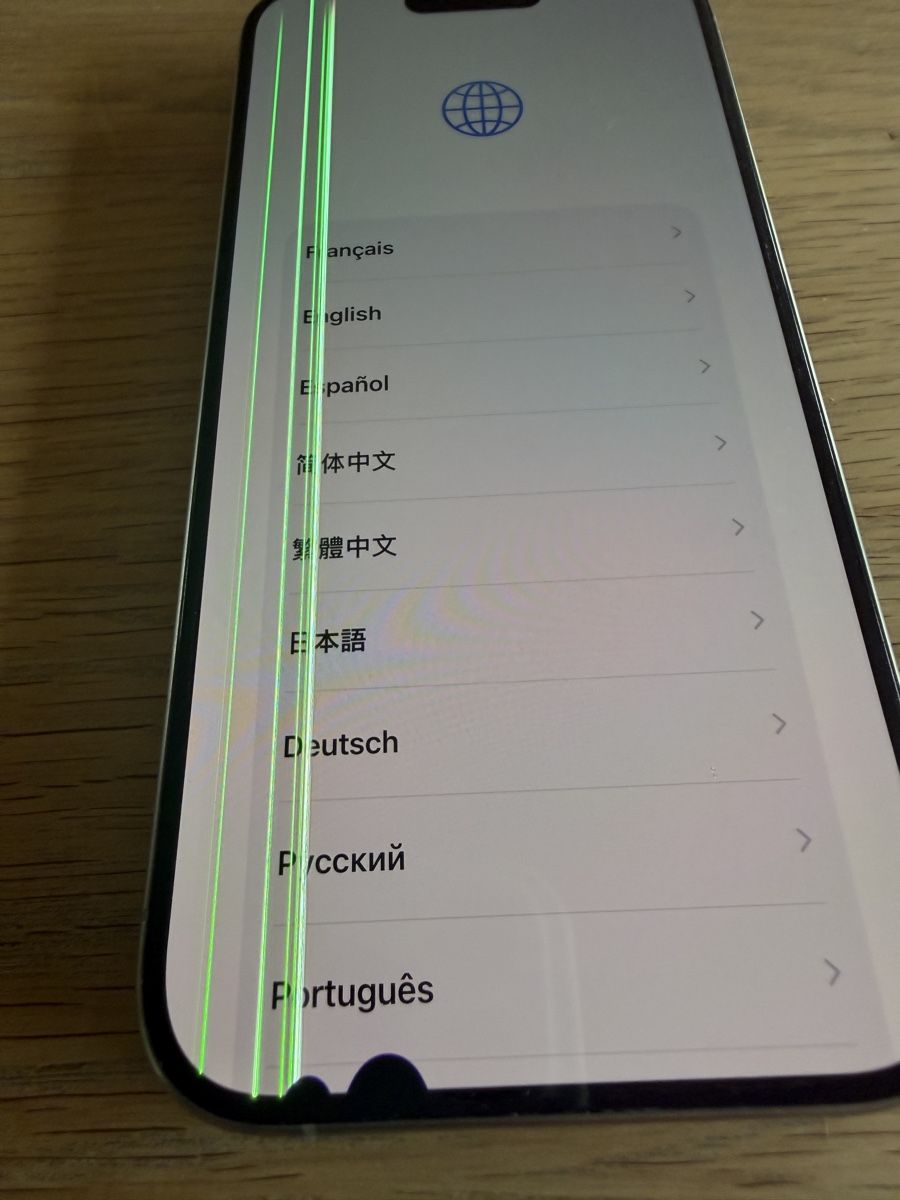 Apple Telefoni cellulari / Smartphones: iPhone 15 Pro, 128GB, Silber mit Display-Schaden – Difettoso da Richterswil venduto da Noelle80 2