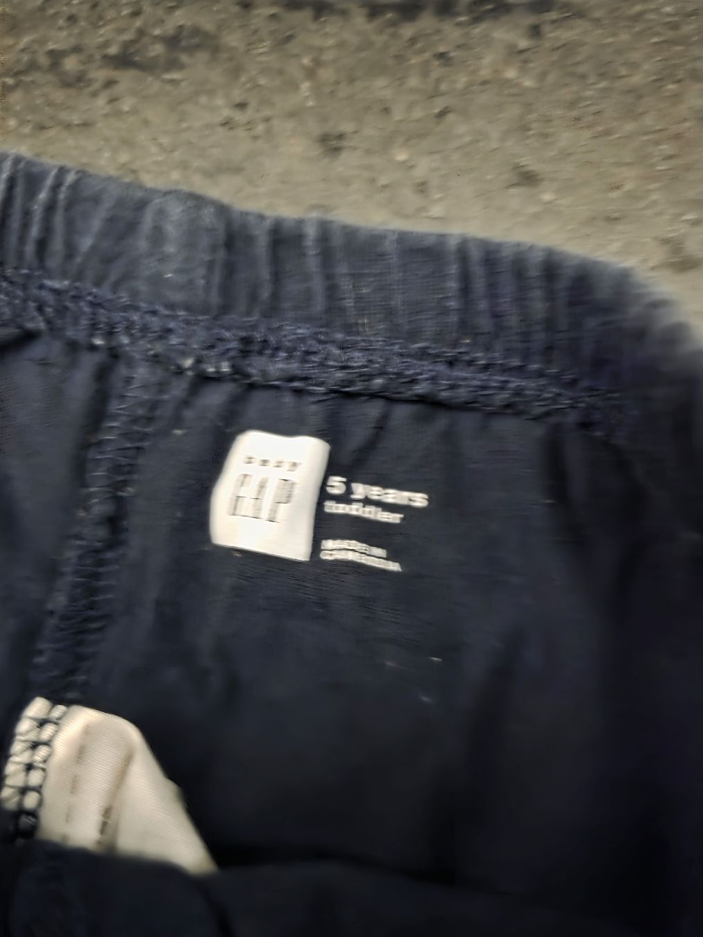 Gap Pantaloni: GAP Shorts Grösse 110 – Usato da St. Peterzell venduto da upcycling_ 1