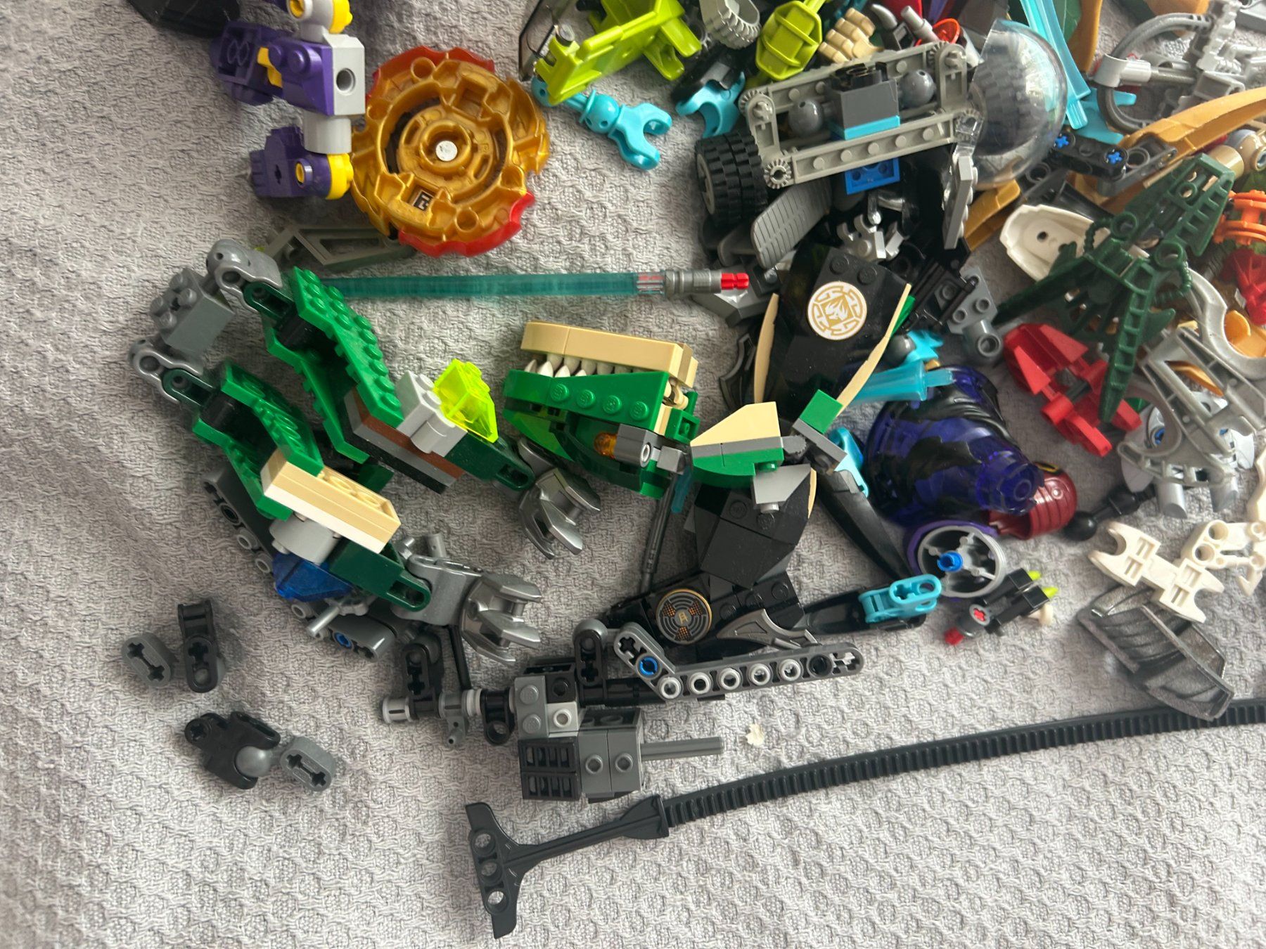 Lego Giocattoli: 900 Gramm Lego Bionicle Teile – Usato da Volketswil venduto da Daniel68ernst 4