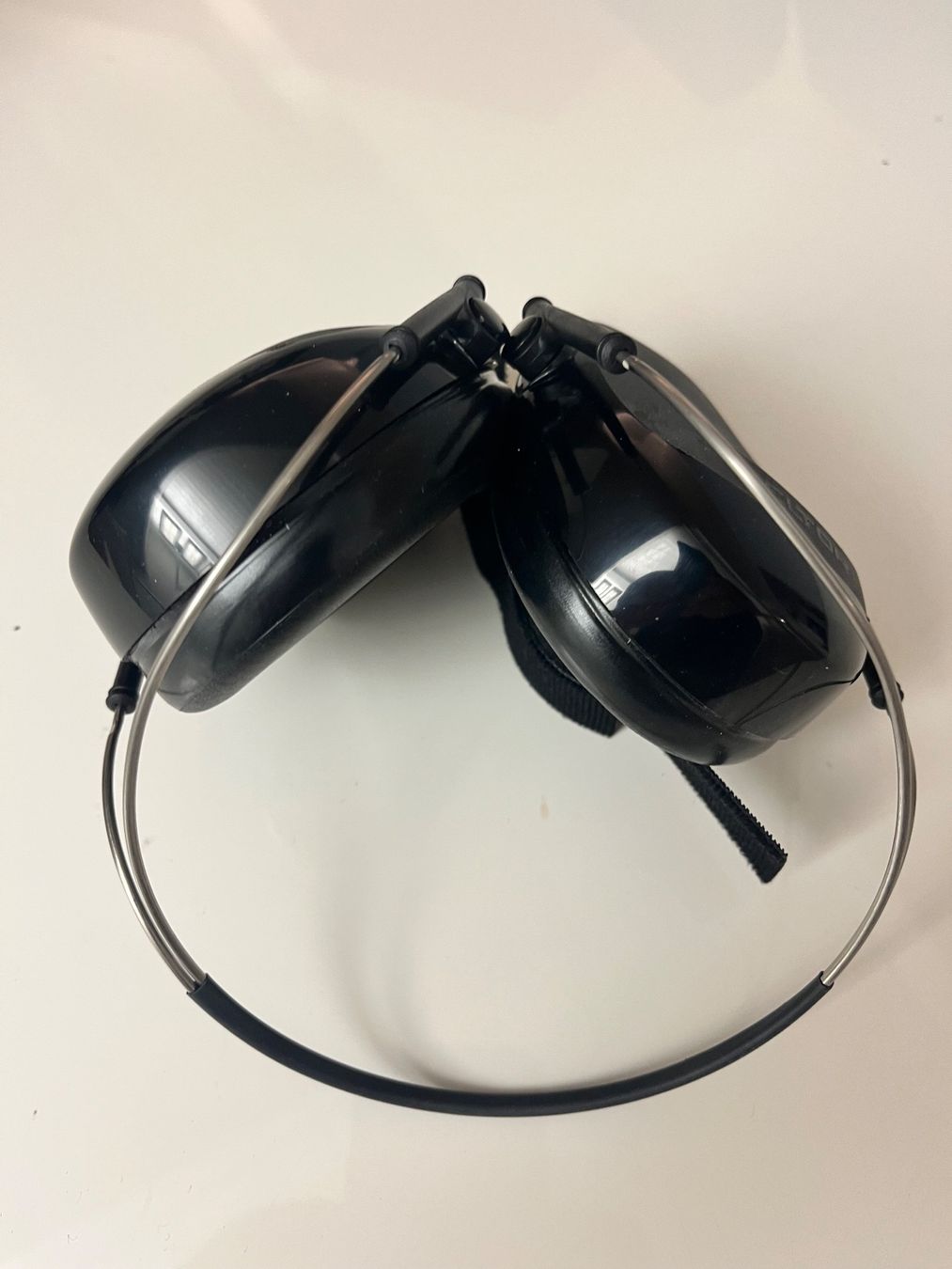3M™ PELTOR™ X5A Kapselgehörschutz, Für extrem laute Arbeitsumgebungen, SNR = 37 dB, Schwarz, Kopfbügel