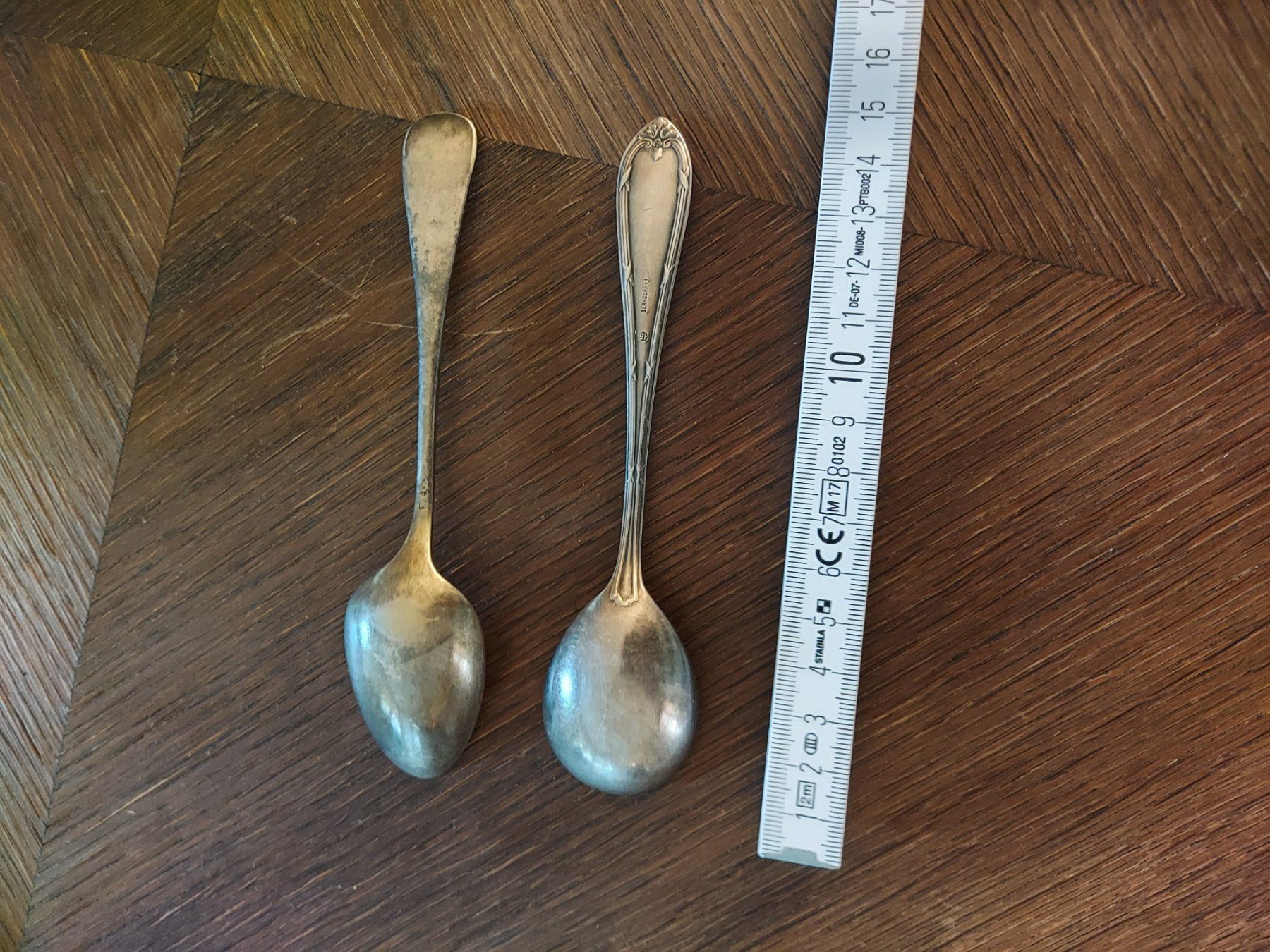 Cucchiai: LOT 2 LÖFFELI KEIN SILBER, VERSILBERT?? – Usato da Zeiningen venduto da elcanaja 1