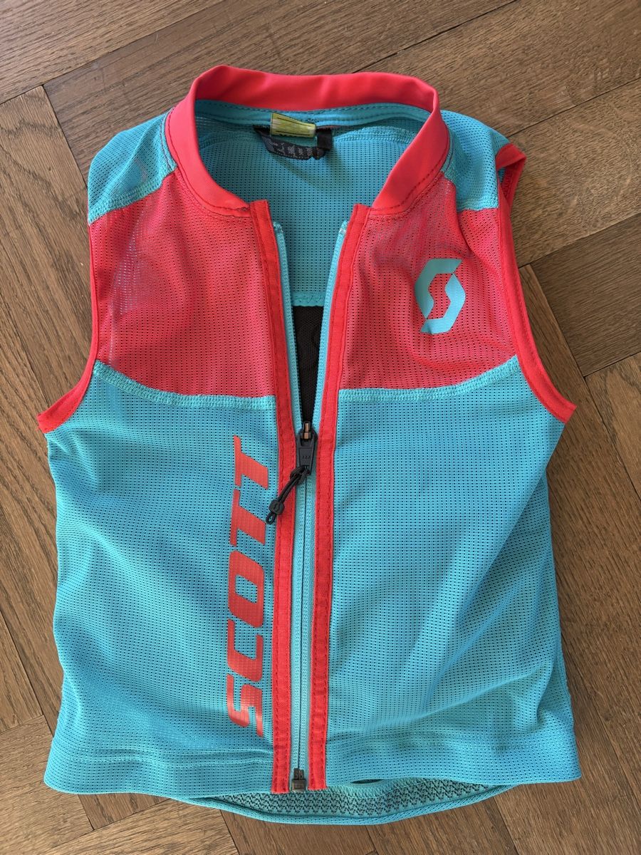 Protezioni & Imbottiture: Scott Rückenprotektor Actifit Plus Junior Grösse XXS – Nuovo (secondo la descrizione) da Schwerzenbach venduto da vonblume2 4