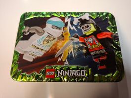 Lego Ninjago Minifiguren Zane vs. Bone Warrior