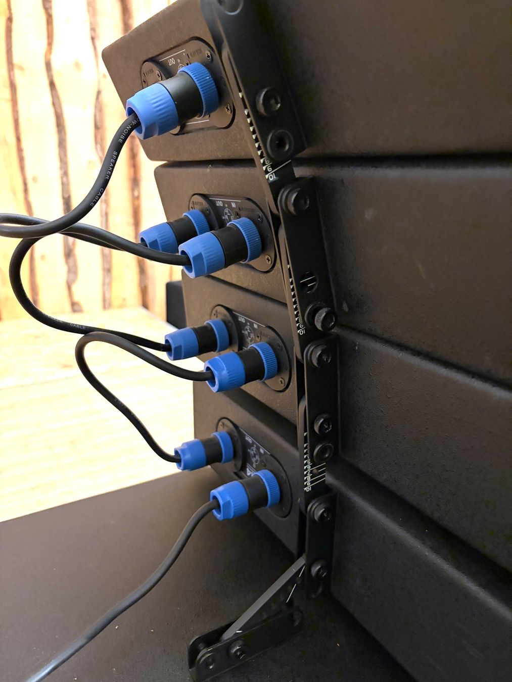 Casse acustiche: Kompaktes aktives Line-Array-System 600 Watt 2 x 8" + 4"... – Nuovo (secondo la descrizione) da Aesch LU venduto da Musicaudio 3