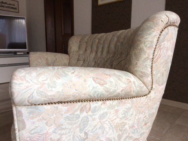 Divani: Sofa, stilvoll mit neuem Stoff bezogen – Usato da Hergiswil NW venduto da redrose51 8