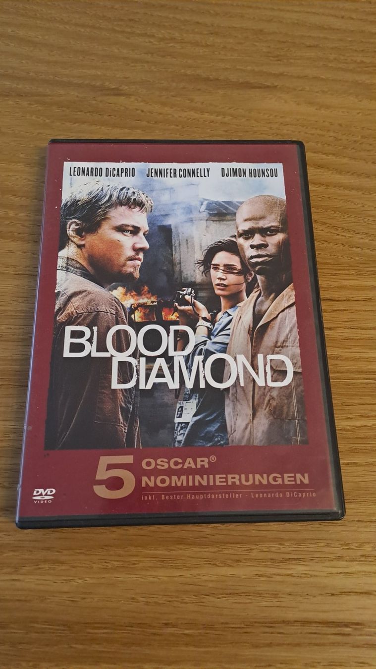 Tutti i DVDs: Blood Diamond – Usato da Lenzburg venduto da RocknRoller85