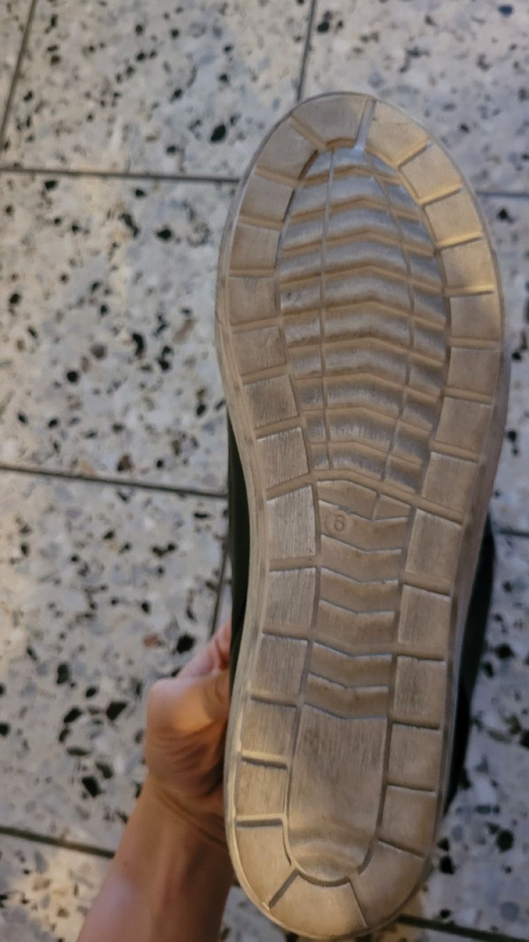 Damenschuhe: Damenschuhe mit Reissverschluss – Gebraucht aus Brugg AG von Ela_Obi 2