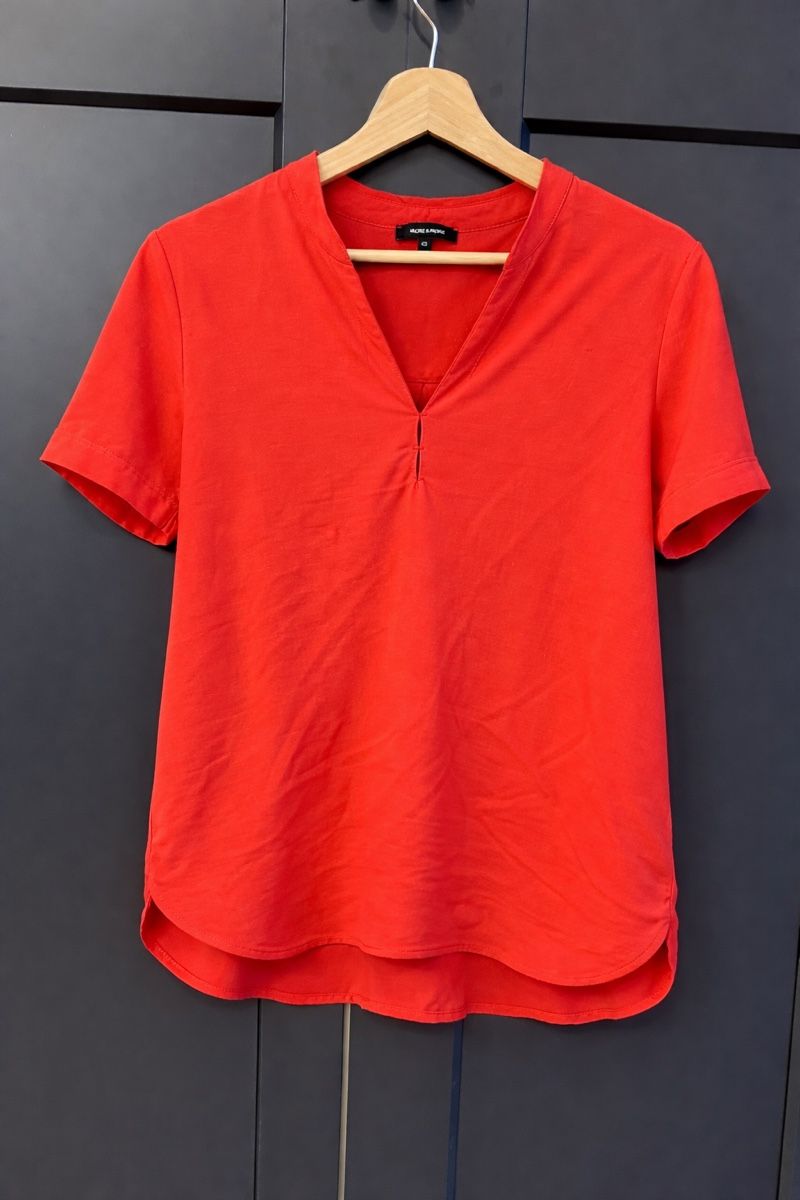 Blusen: Bright Orange Top, Short Sleeves, Size Medium – Gebraucht aus Zürich von eem_xz9h