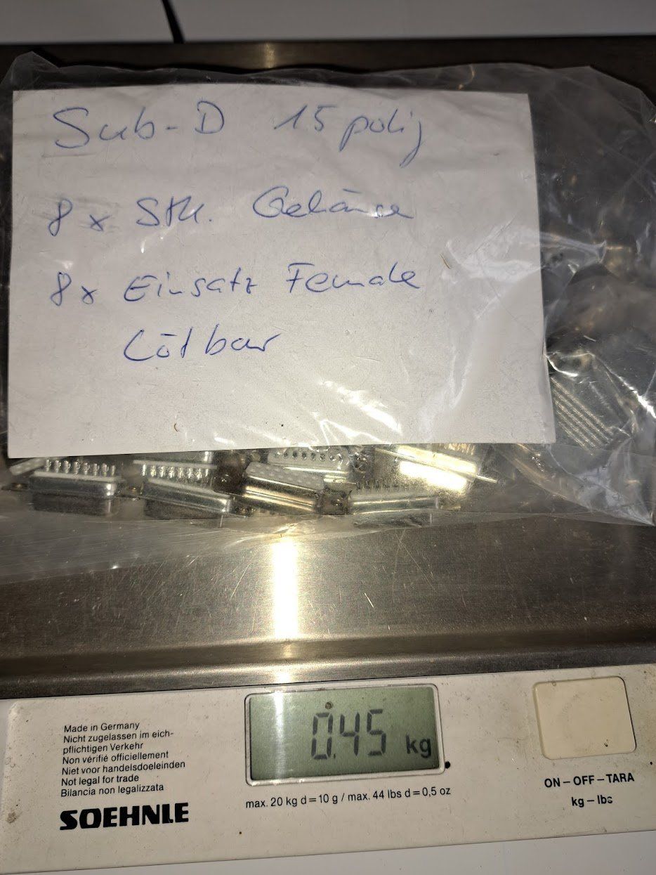 Stecker: Stecker Sub-D 15 pol – Gebraucht aus Sargans von Bomp 4