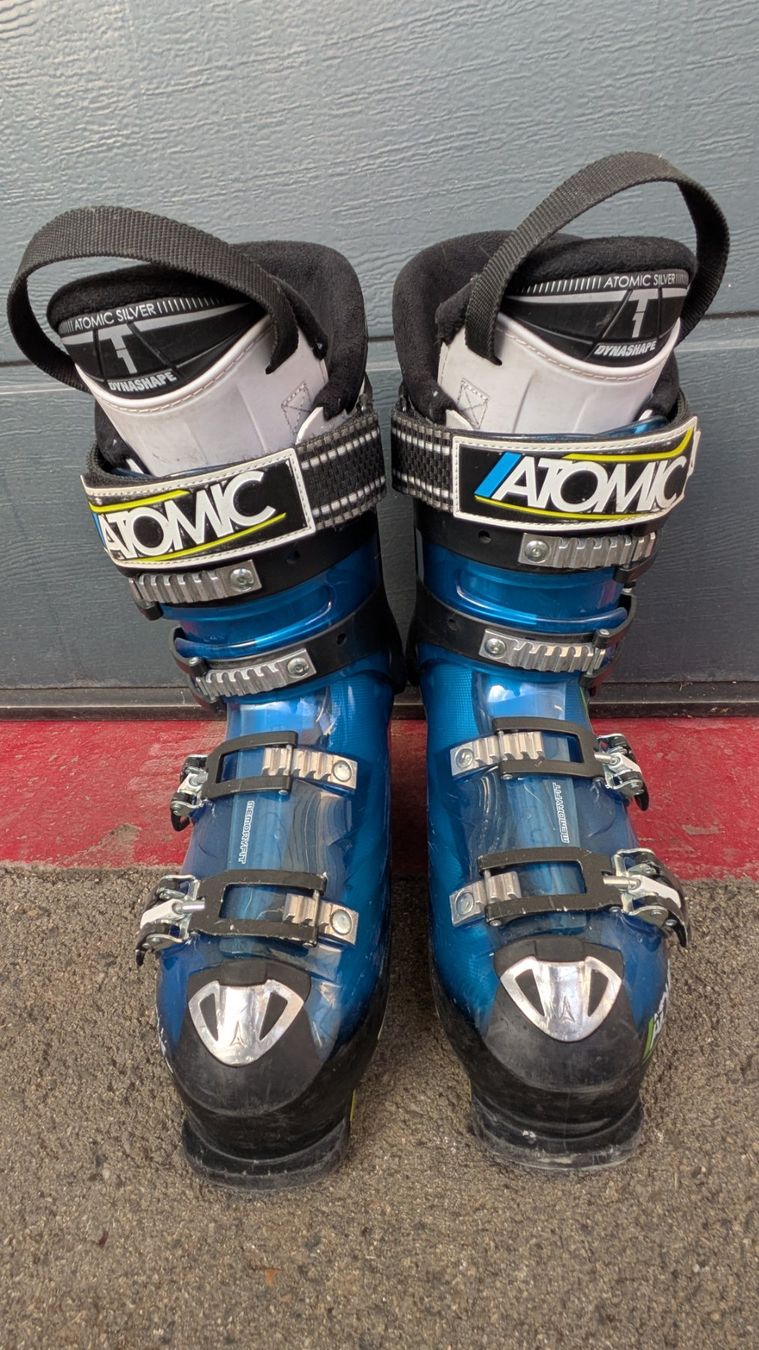 Atomic Scarpe da uomo: Chaussures Atomic 40 – Usato da Pleujouse venduto da Copeau 2